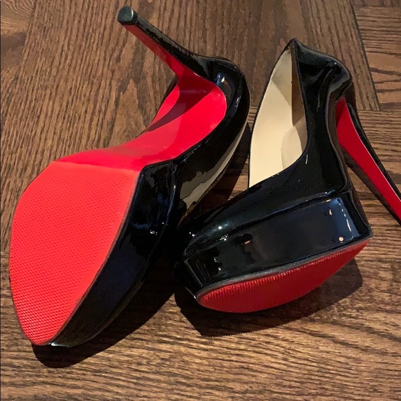 Christian Louboutin Black Heels with Red Soles - Picture 2 of 7